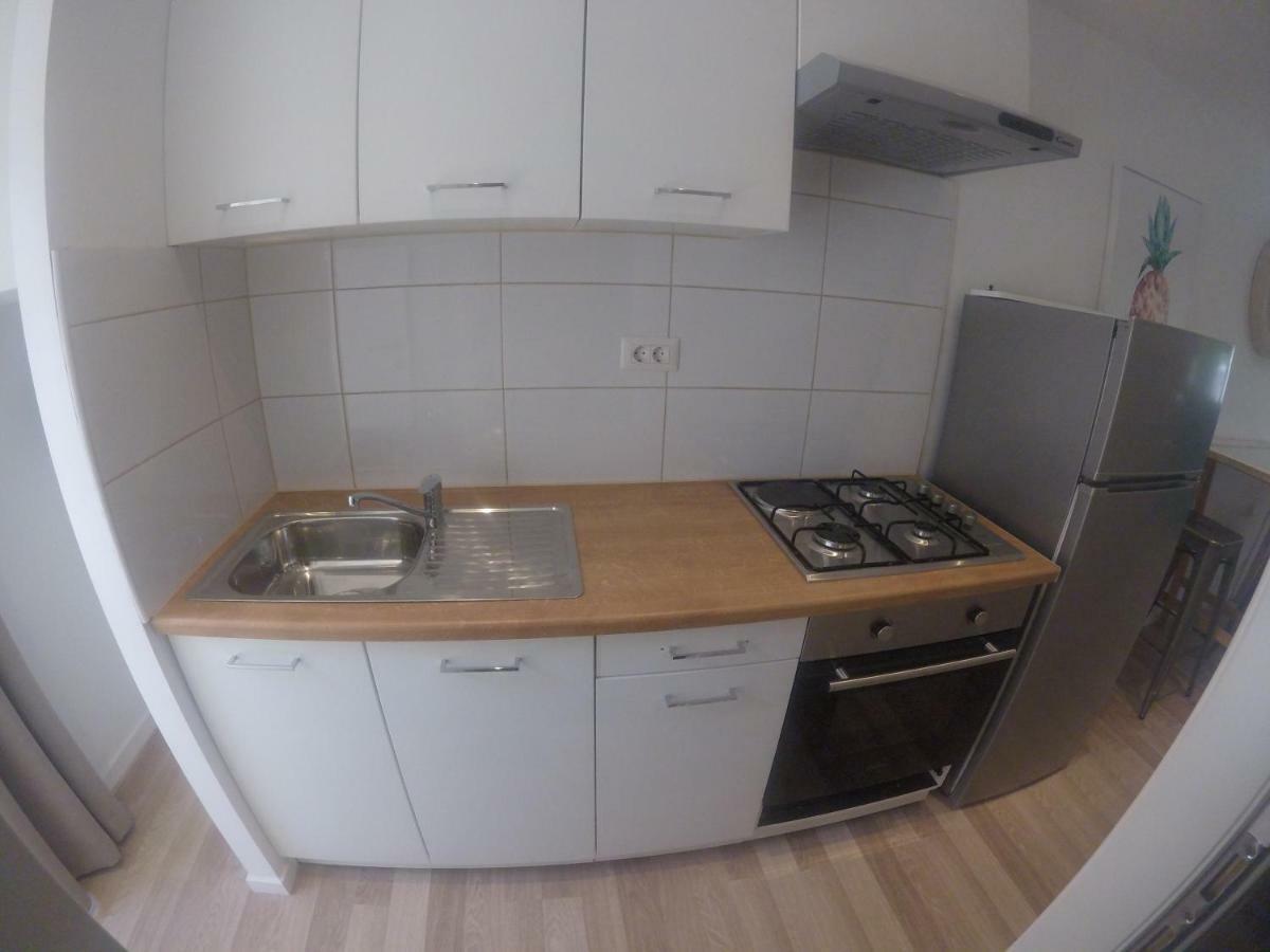 Apartments Romy Pula Exterior photo